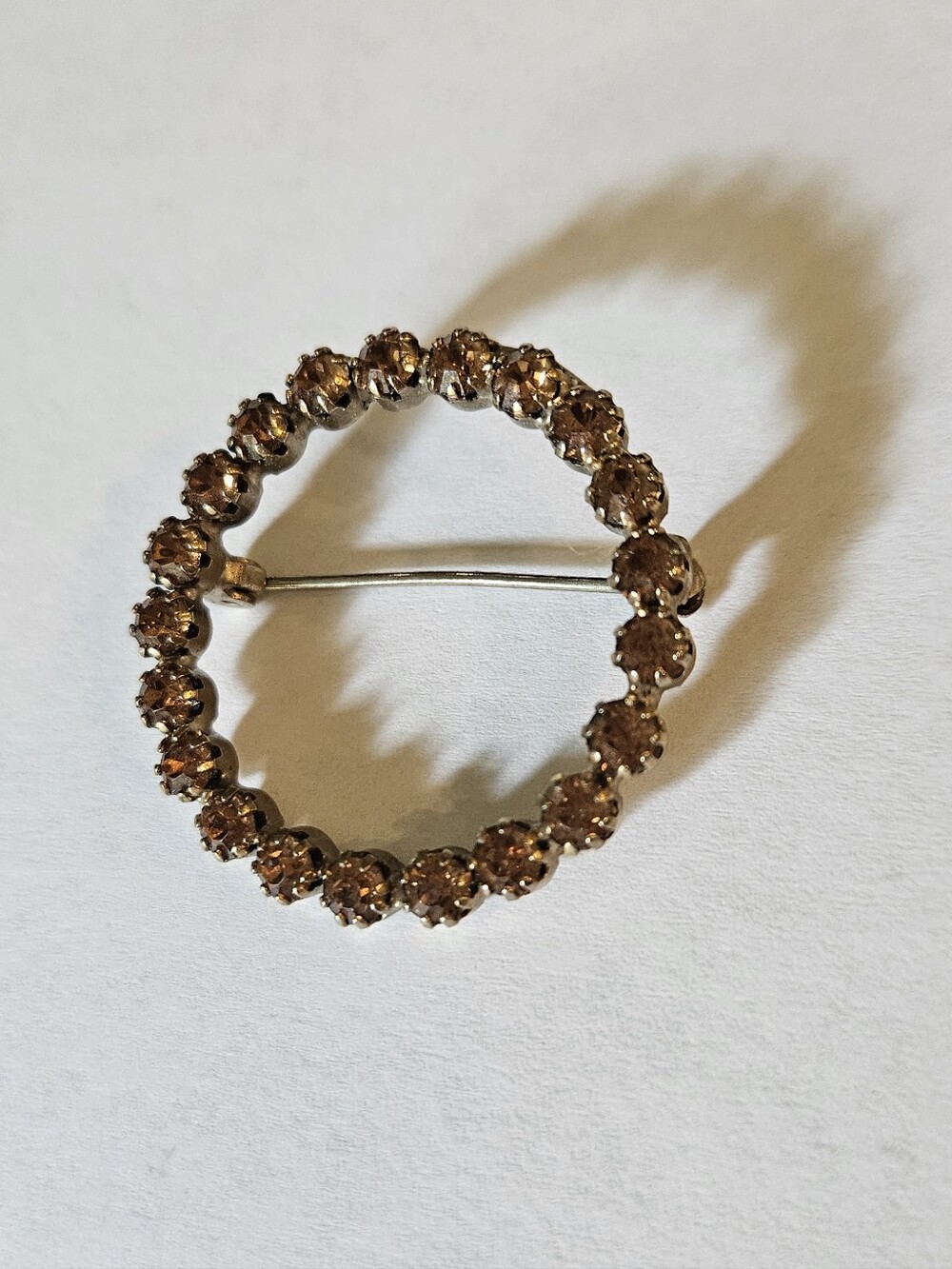 Circle Wreath Brooch Brown Topaz Rhonestones Crystals Amber Gold Tone  Prong Set